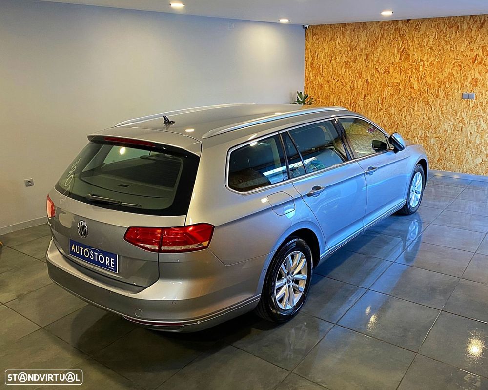 VW Passat Variant - 17