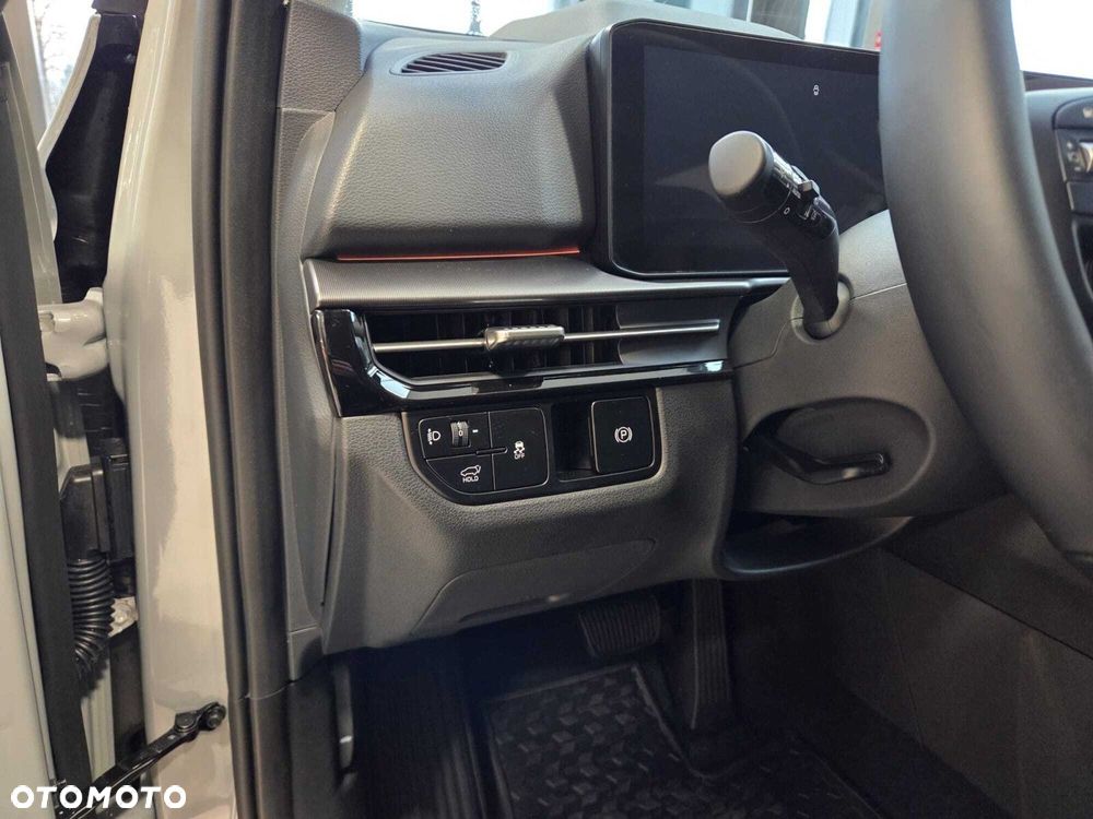 Kia Sportage 1.6 T-GDI HEV Business Line 2WD - 17