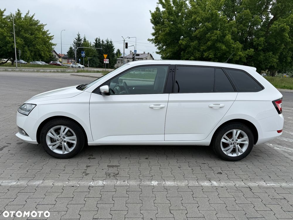 Skoda Fabia 1.0 TSI Ambition - 2