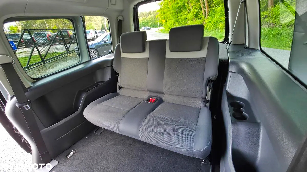 Volkswagen Caddy - 27