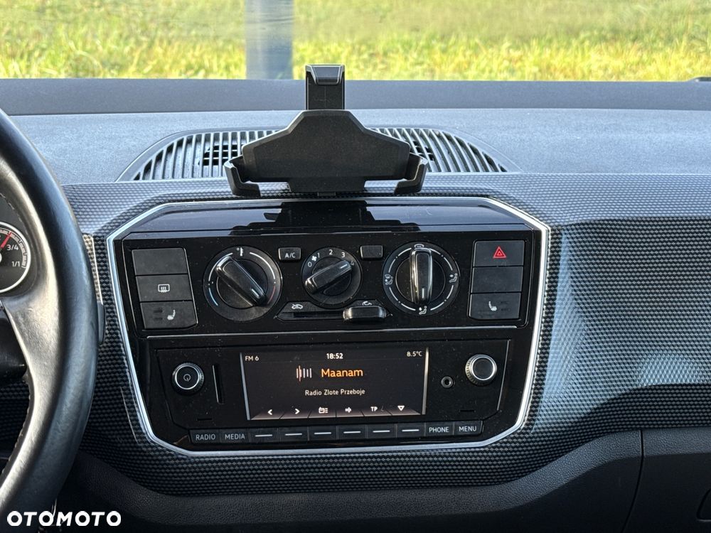Volkswagen up! 1.0 move - 15