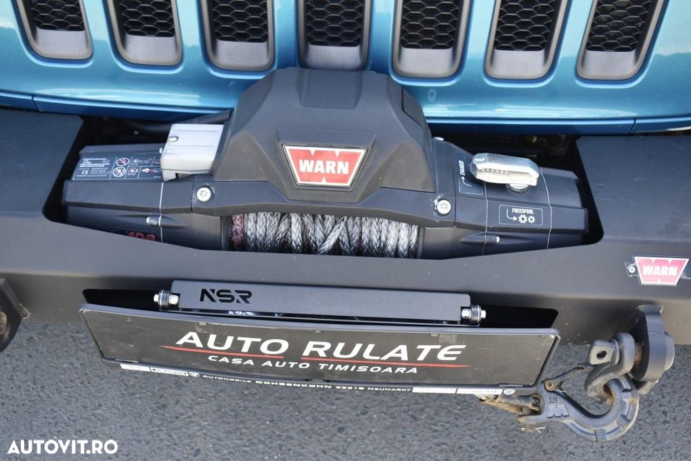 Jeep Wrangler - 11