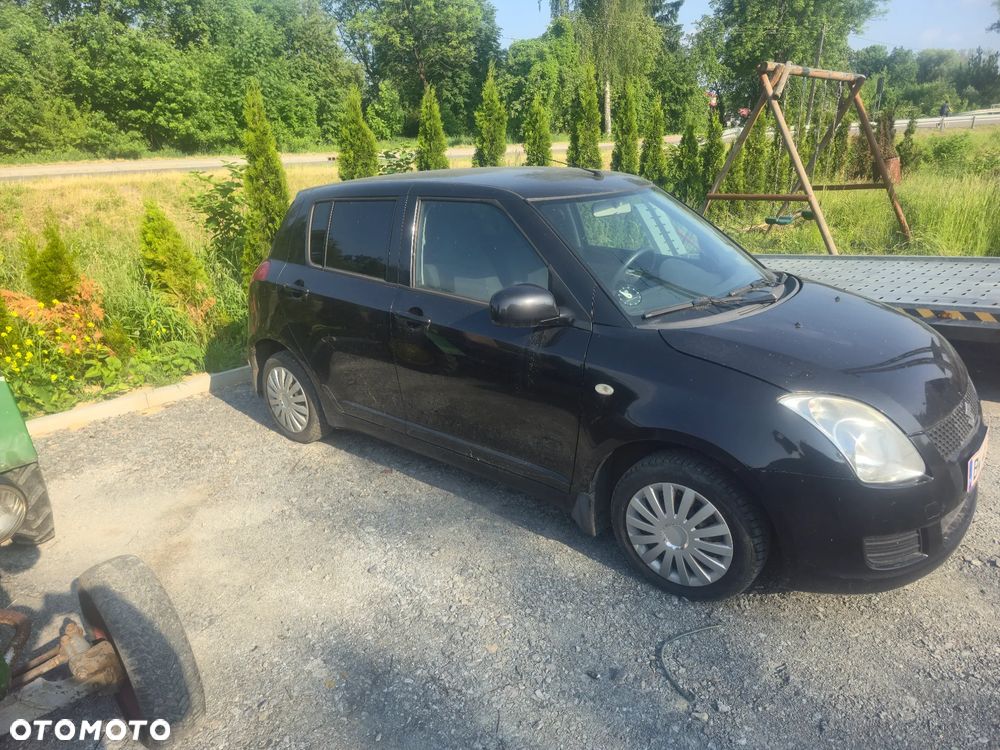 Suzuki Swift - 2