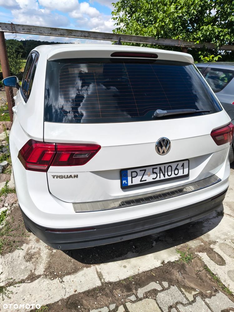 Volkswagen Tiguan 2.0 TDI BMT SCR Comfortline - 15