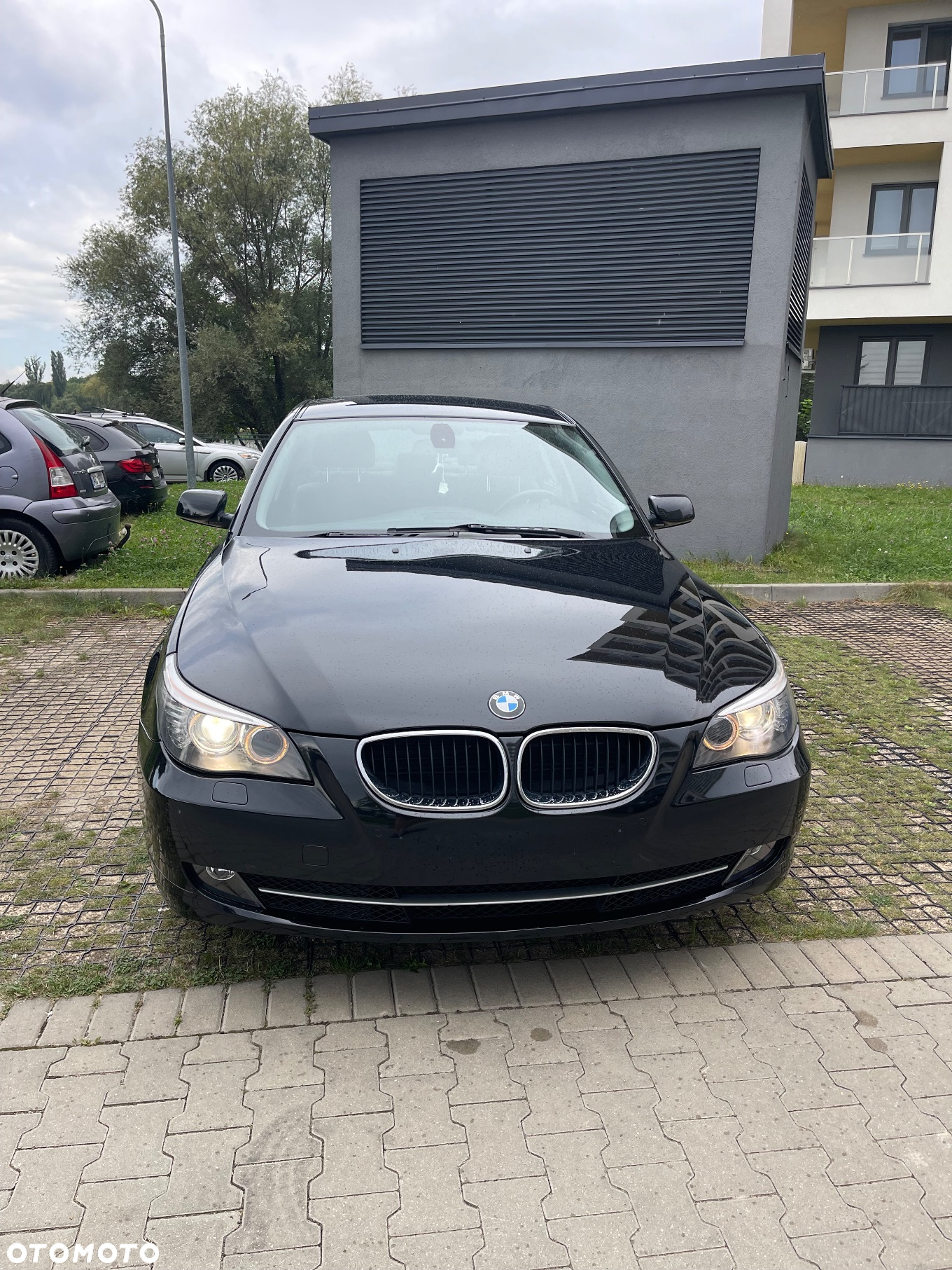 BMW Seria 5 520d Edition Sport - 3