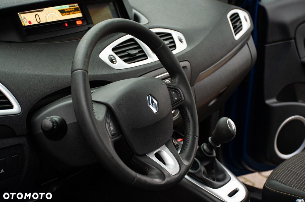 Renault Scenic TCe 130 Luxe - 34