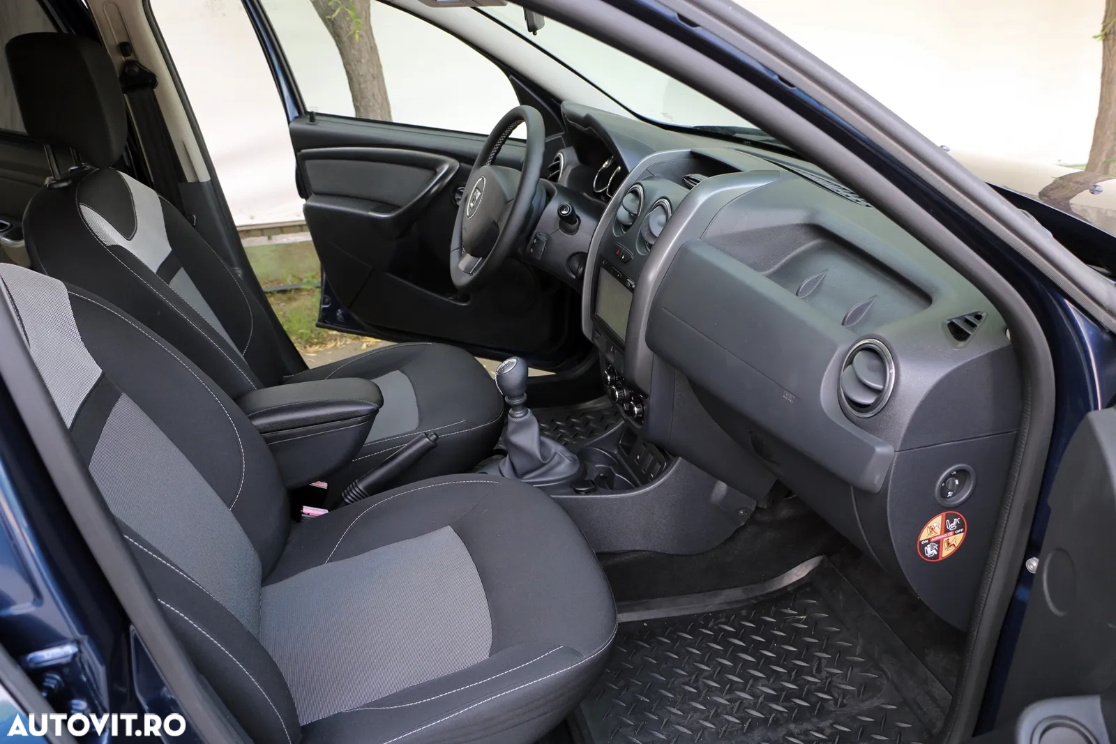 Dacia Duster 1.5 dCi 4x2 Laureate - 13
