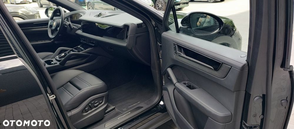 Porsche Cayenne E-Hybrid - 13