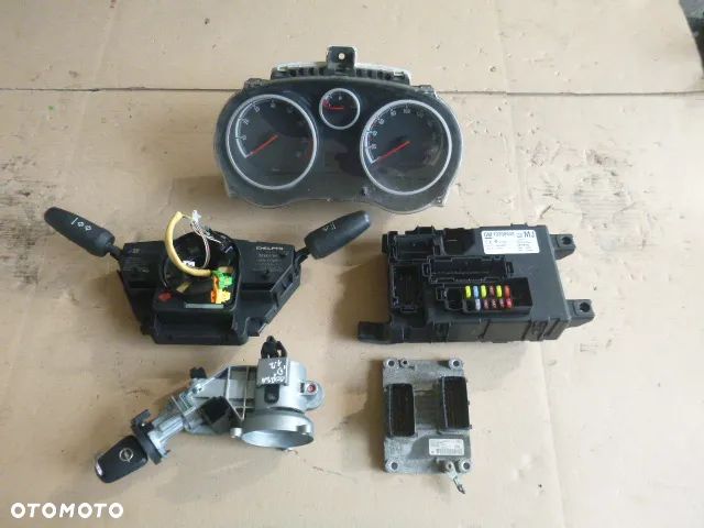 ZESTAW STARTOWY STACYJKA KOMPUTER IMMOBILIZER LICZNIK OPEL CORSA D 1.2 16V