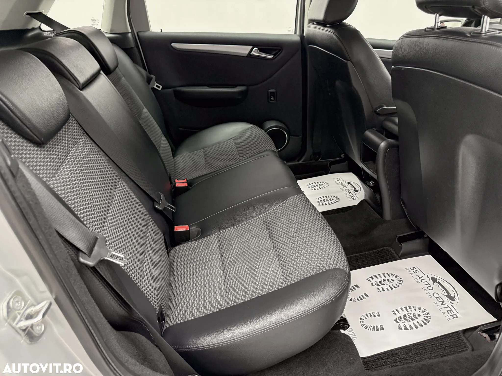 Mercedes-Benz B 160 BlueEFFICIENCY - 16