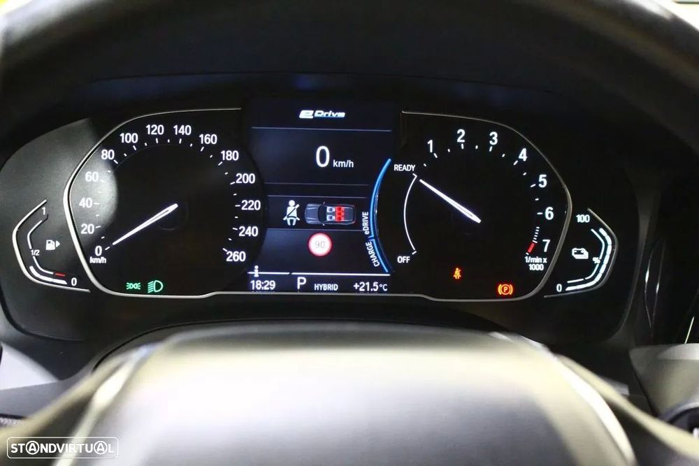 BMW 330 e Auto - 19
