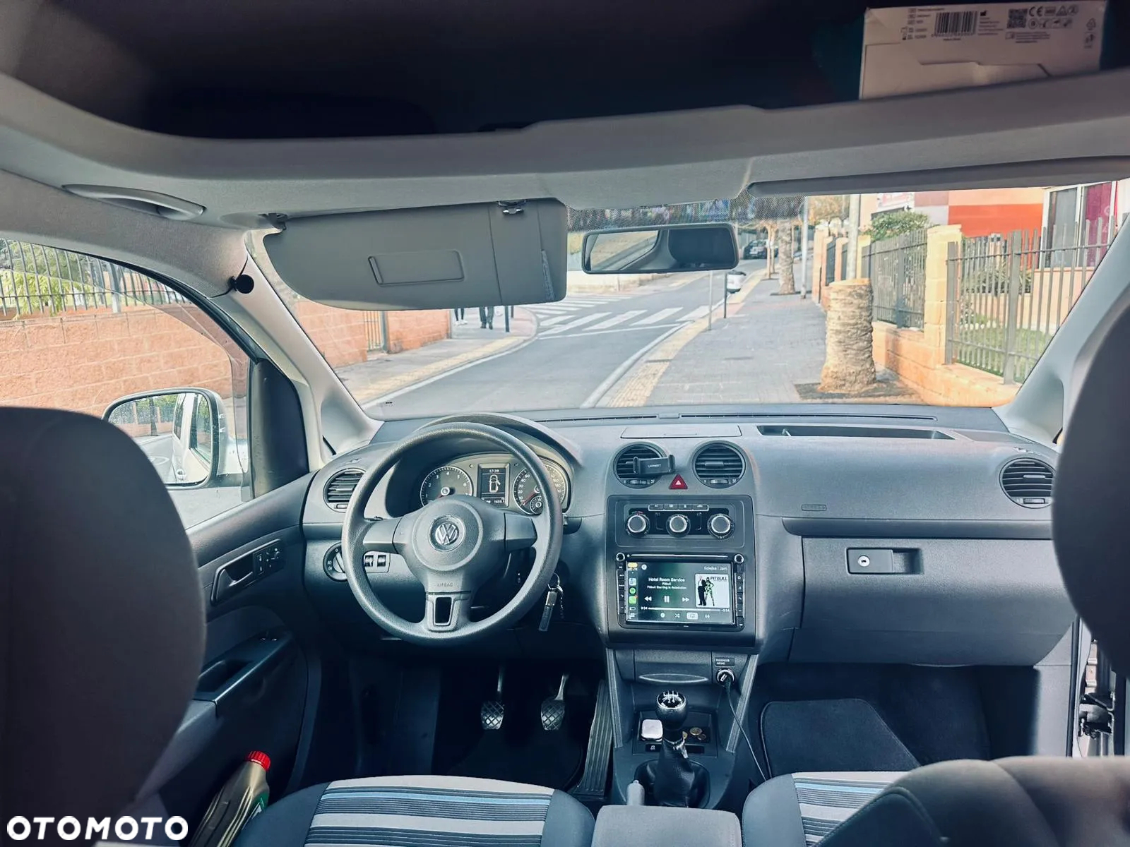 Volkswagen Caddy 1.2 (7-Si.) Edition 30 - 14