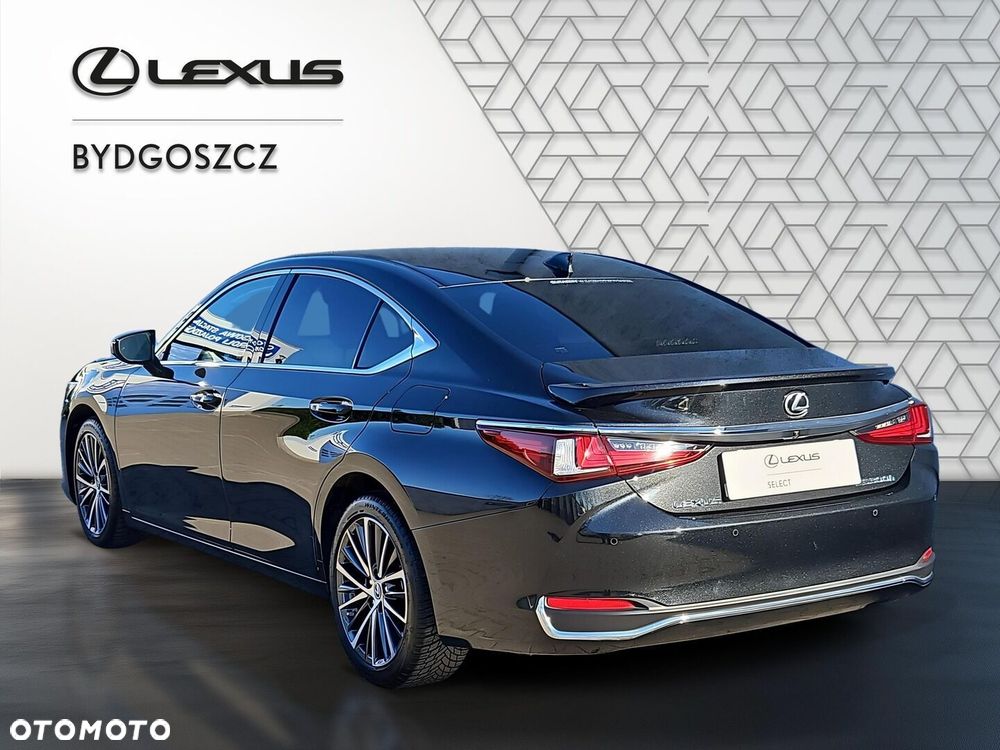 Lexus ES 300h Prestige - 4