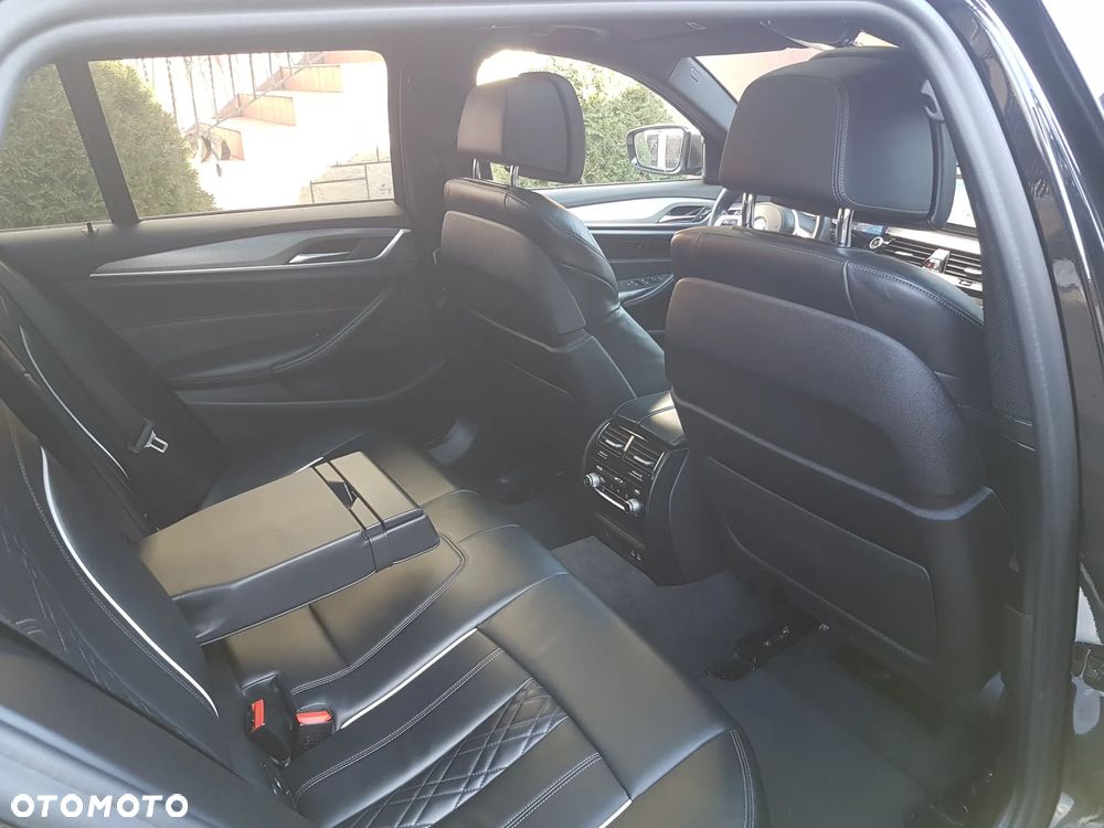 BMW Seria 5 520d M Sport sport - 20