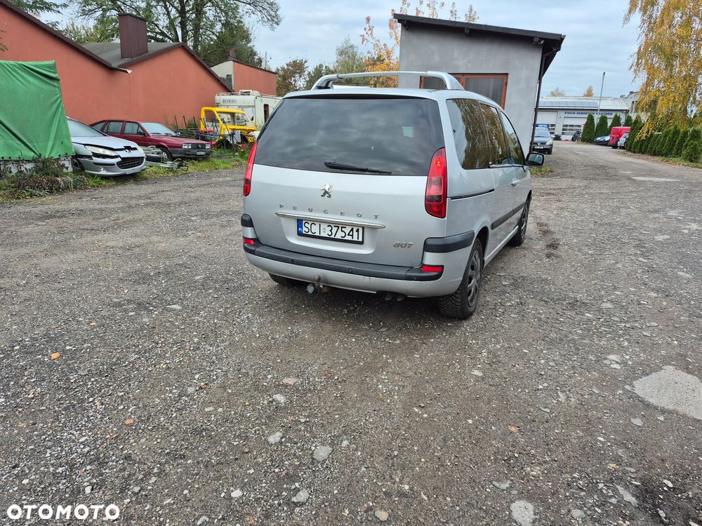 Peugeot 807 - 9
