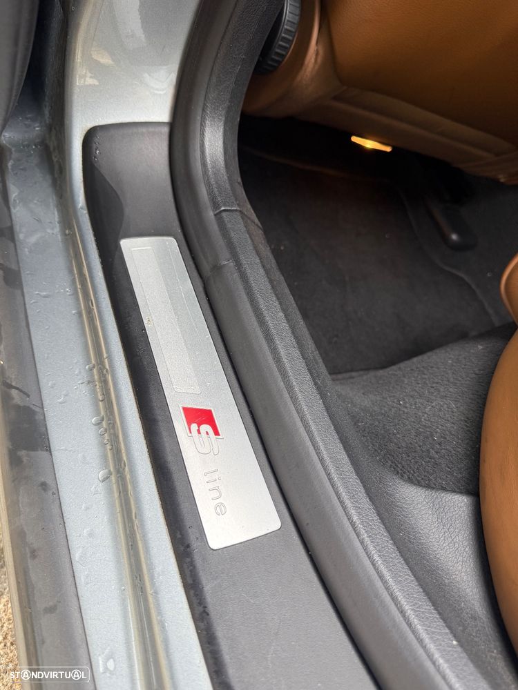 Audi A4 Avant 2.0 TDI S-line - 13