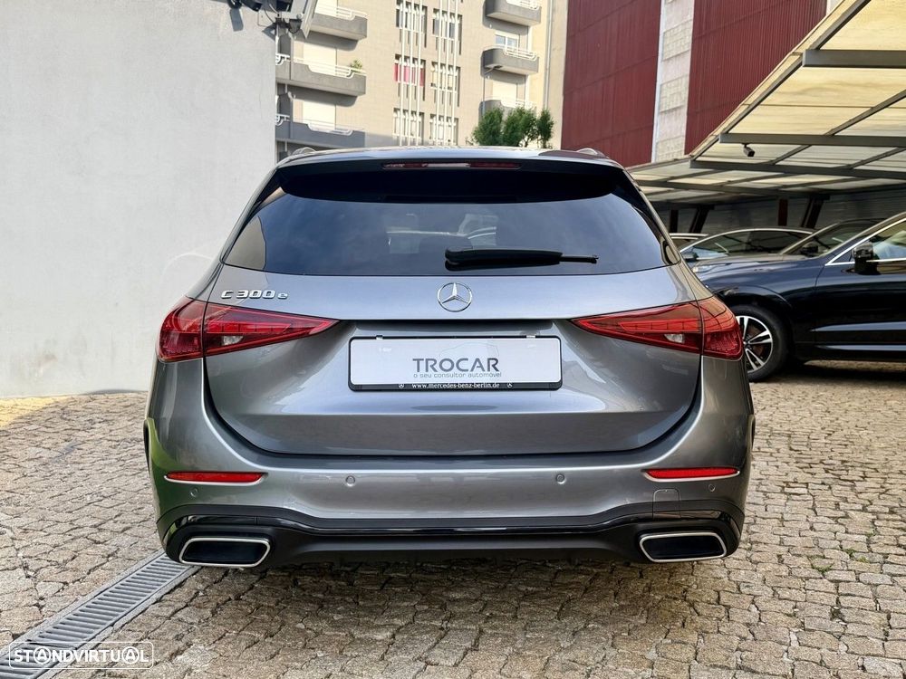 Mercedes-Benz C 300 e T 9G-TRONIC AMG Line — fotografia 7