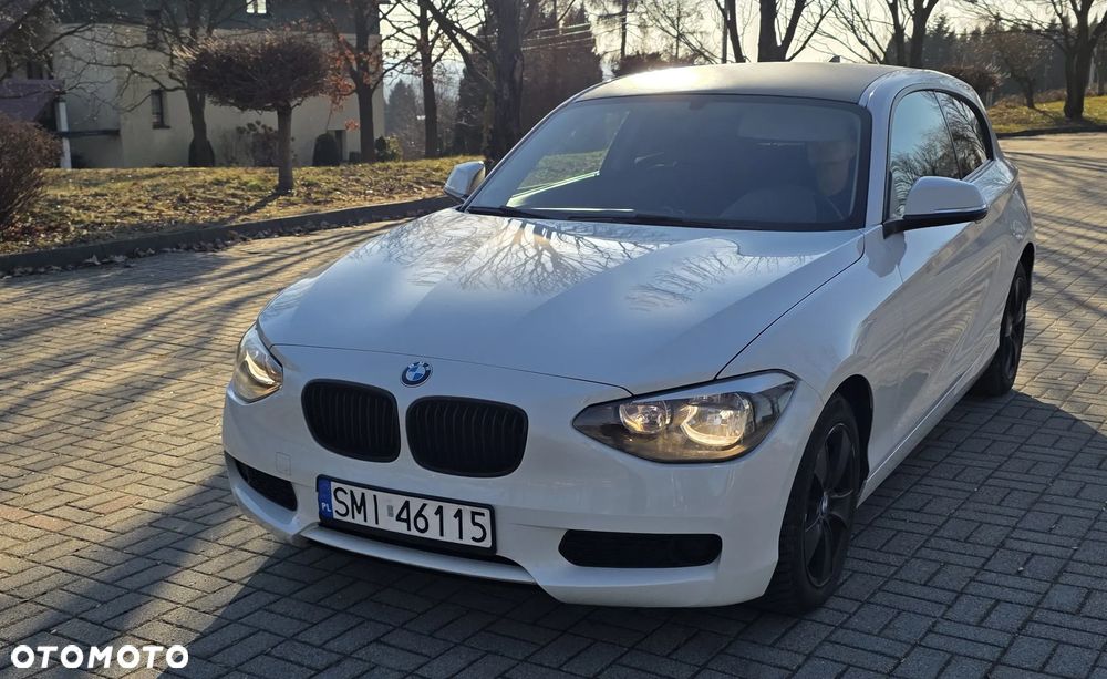 BMW Seria 1 114i - 3