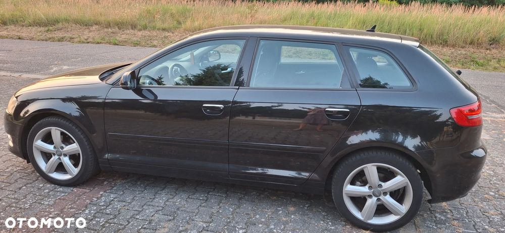 Audi A3 Sportback - 3