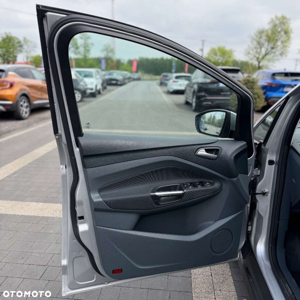 Ford C-MAX - 16
