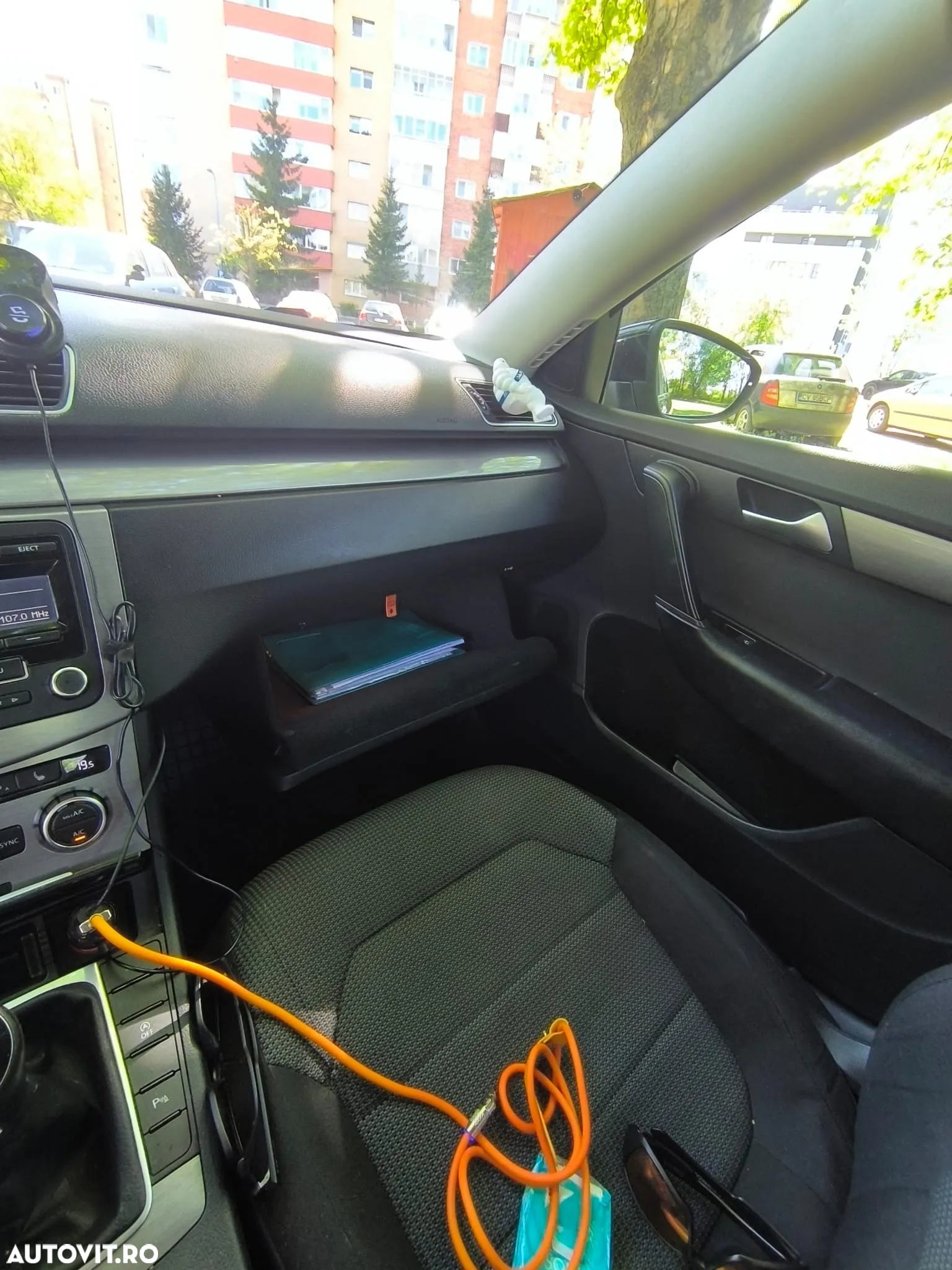 Volkswagen Passat 2.0 TDI BlueMotion Tehnology Comfortline - 14
