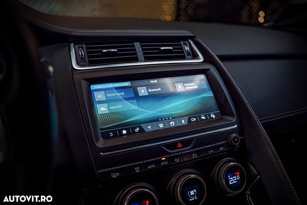 Jaguar E-Pace D180 AWD Aut. R-Dynamic S - 28