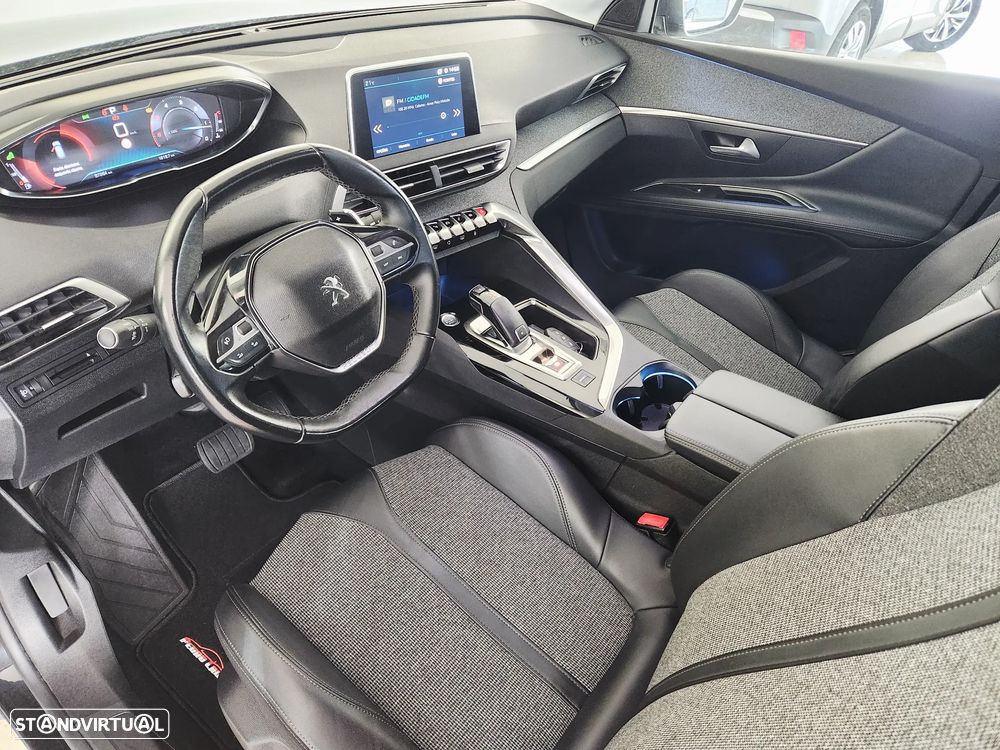 Peugeot 3008 BlueHDi 130 Stop & Start EAT8 Allure - 23