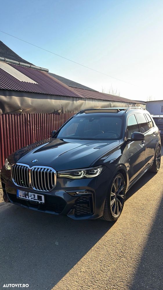 BMW X7 xDrive40i - 1