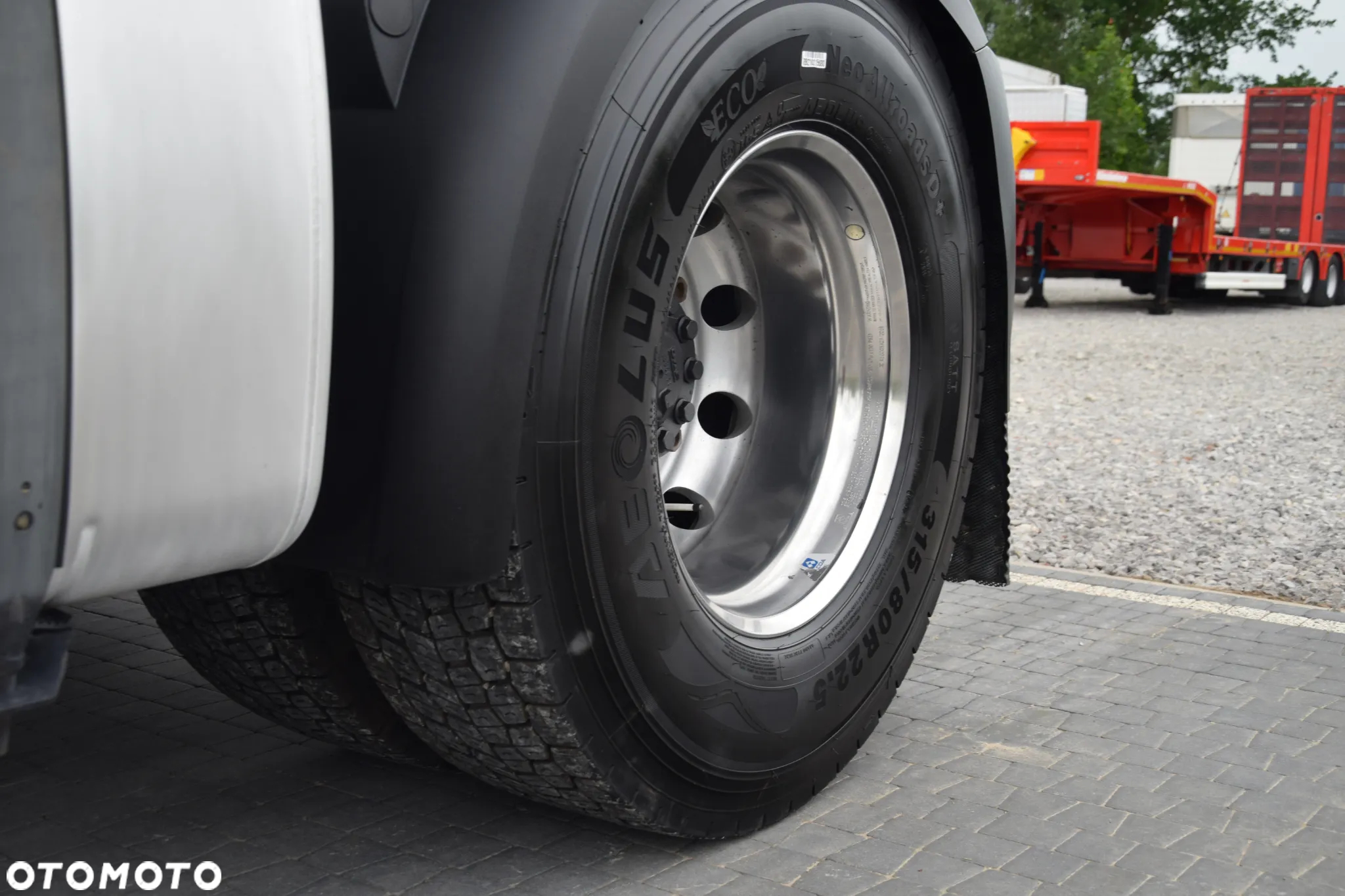 DAF CF440 - 12