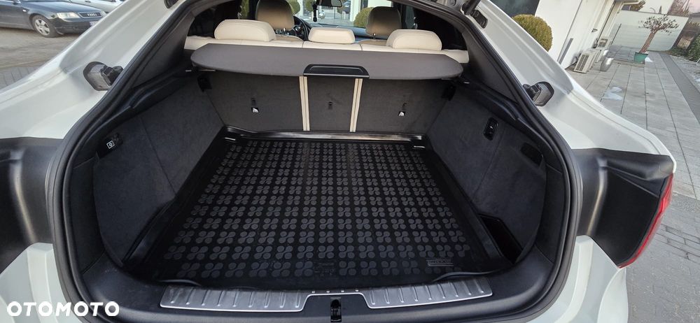 BMW X6 xDrive40d - 15