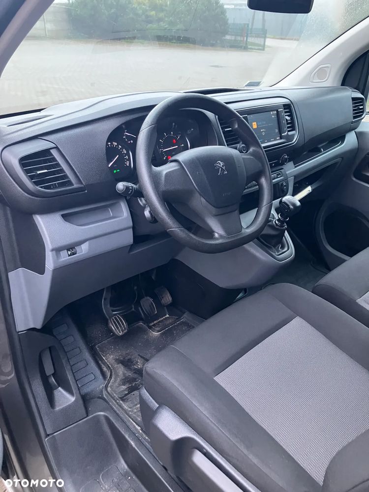 Peugeot Expert - 8