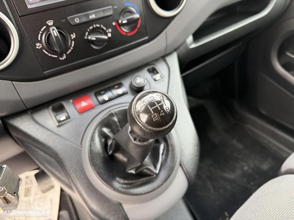 Peugeot Partner 3L 1.6 BlueHDi - 17