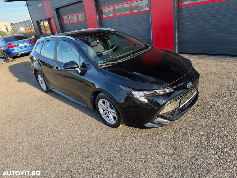 Toyota Corolla - 1