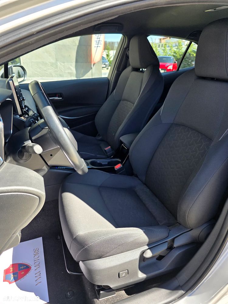 Toyota Corolla 1.8 Business Edition - 10