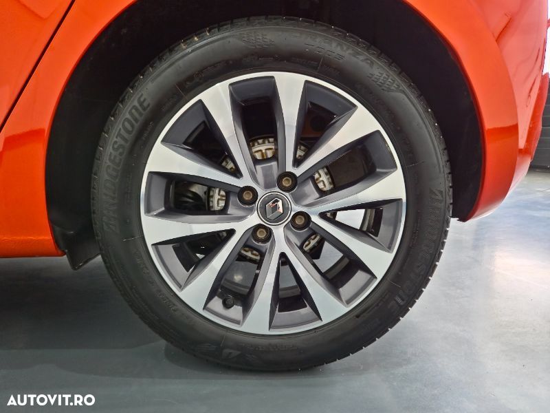 Renault Clio V TCe Intens - 8