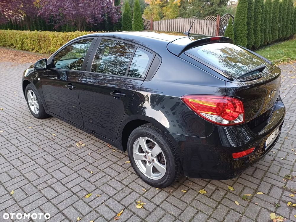 Chevrolet Cruze 2011 photo 4
