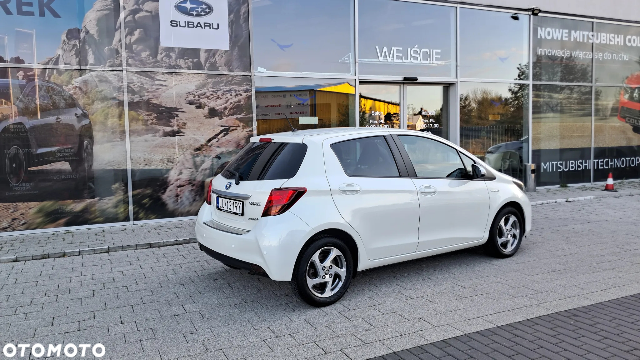Toyota Yaris Hybrid 100 Premium EU6 - 3