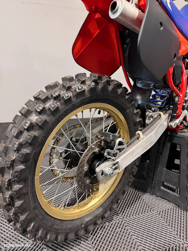 Honda CR 125R - 26
