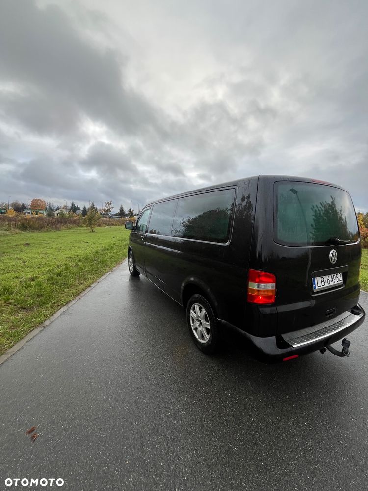 Volkswagen Caravelle - 5