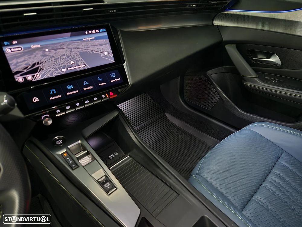 Peugeot 308 SW 1.5 BlueHDi GT EAT8 - 24