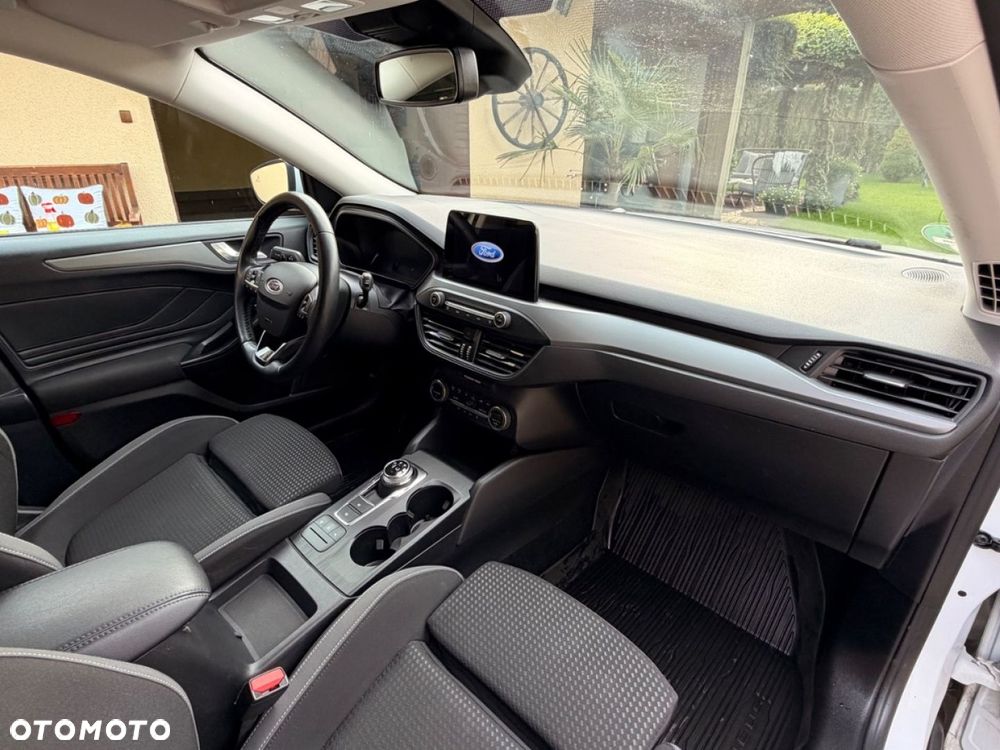 Ford Focus - 16