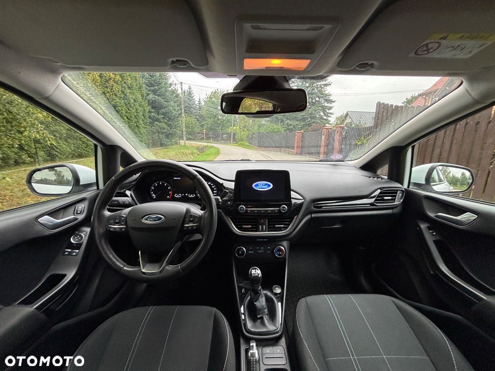 Ford Fiesta 1.1 Trend - 14