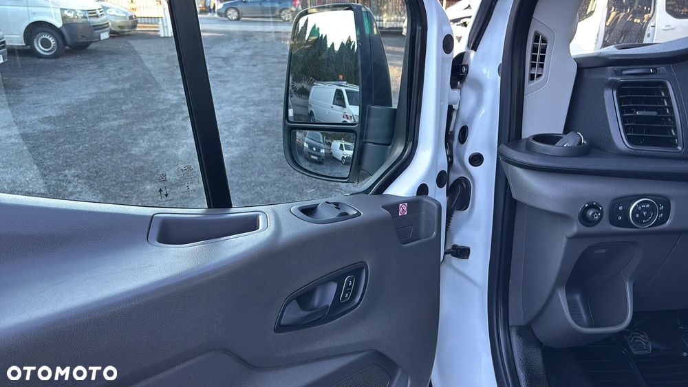 Ford Transit - 6