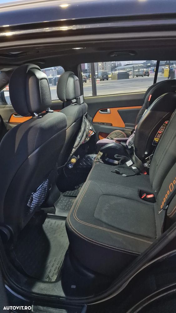 Kia Sportage 2.0 CRDI 184 4WD Automatik Fifa World Cup Edition - 16