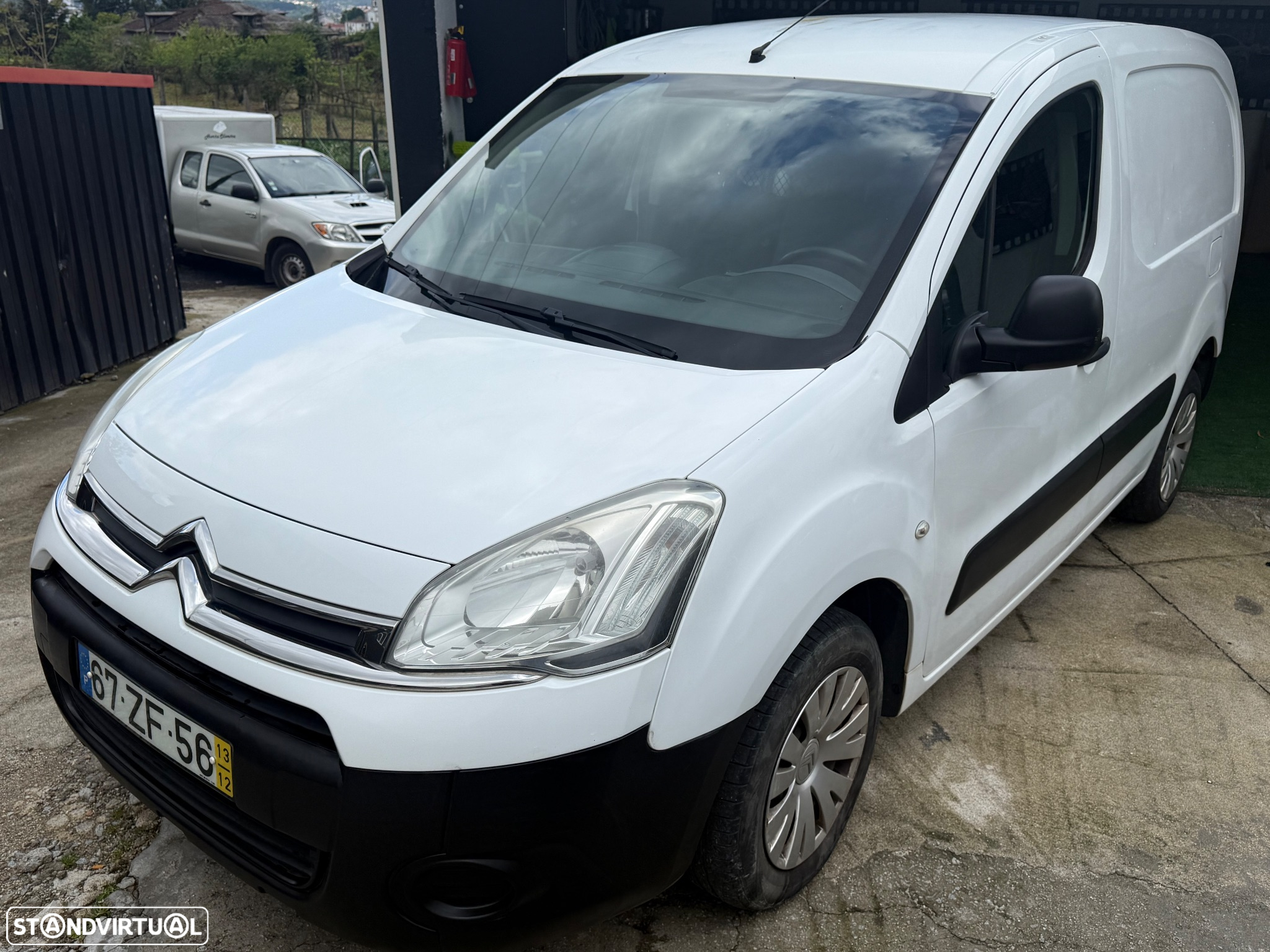 Citroën Berlingo 1.6 HDI 100 CV 3 LUGARES - 21