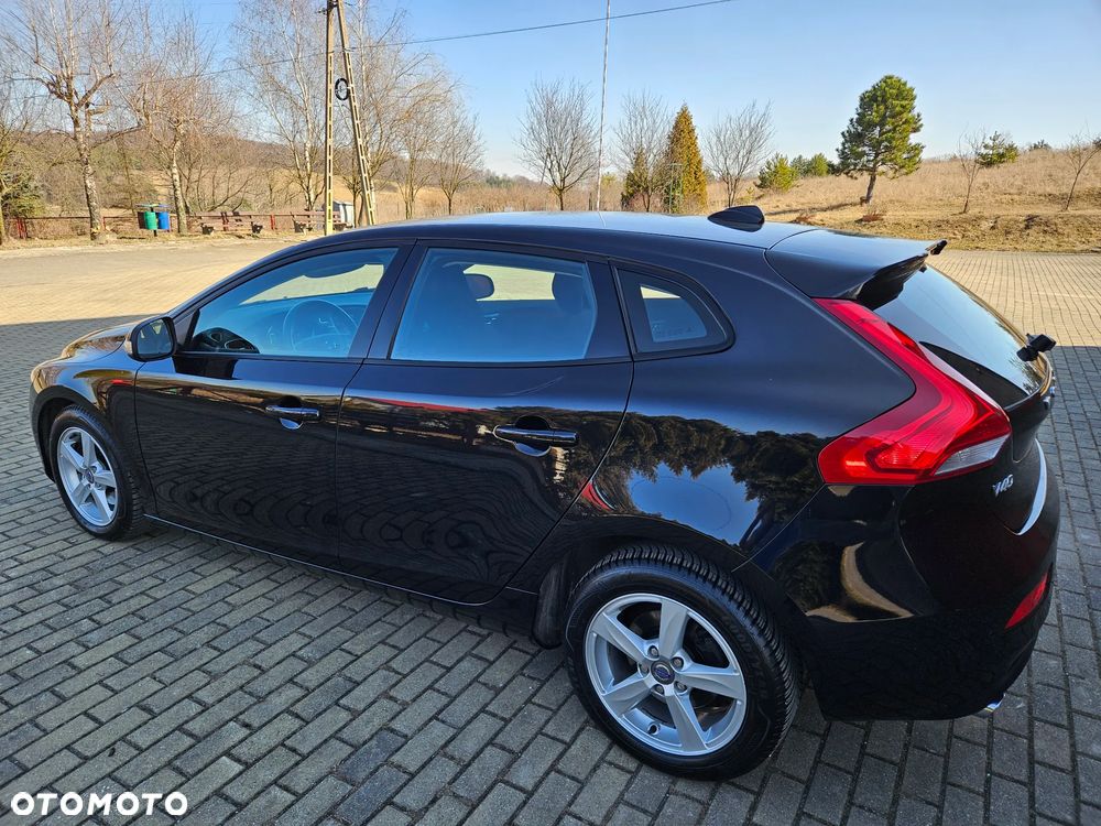 Volvo V40 T4 Kinetic - 11