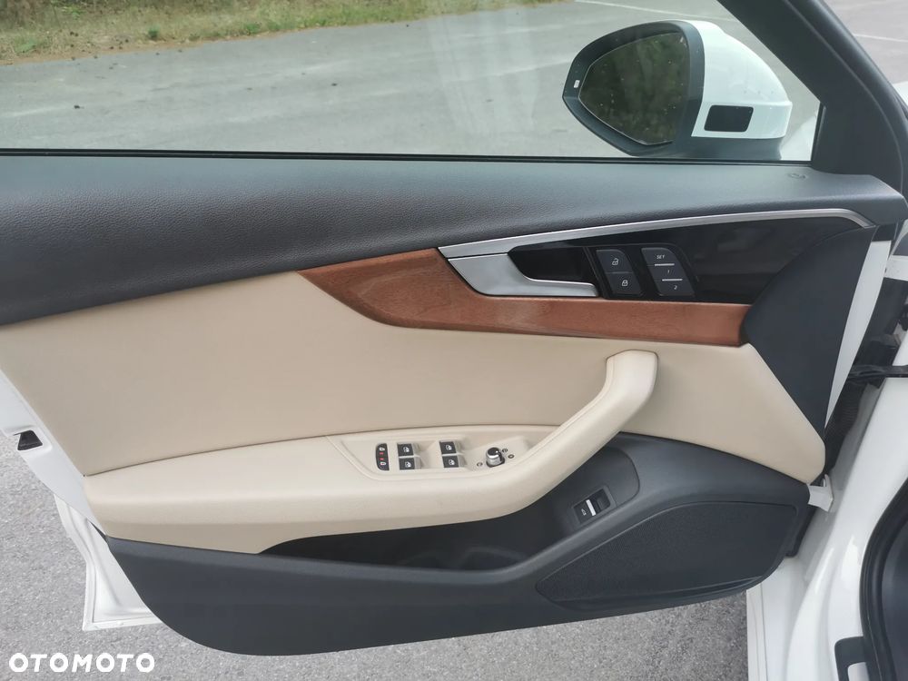 Audi A4 Limousine 40 TFSI S tronic S line - 14