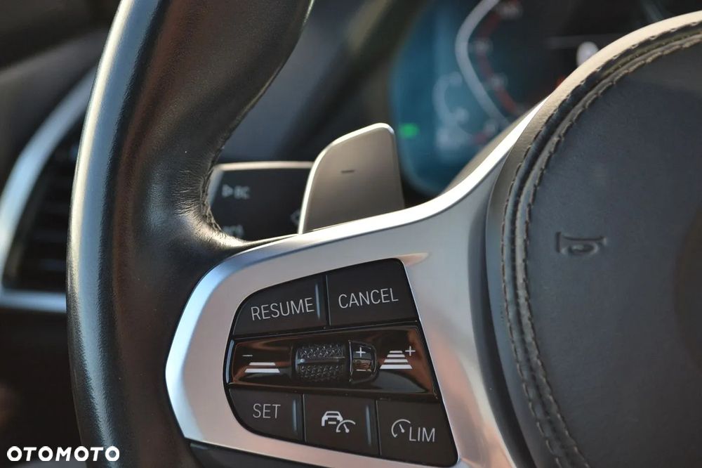 BMW X5 xDrive25d - 11