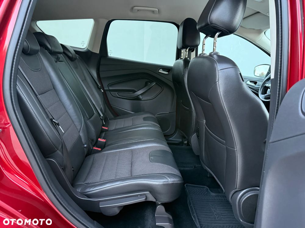Ford Kuga - 34