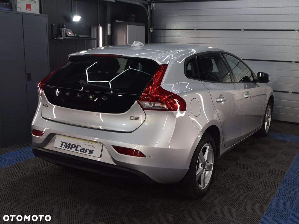 Volvo V40 - 33